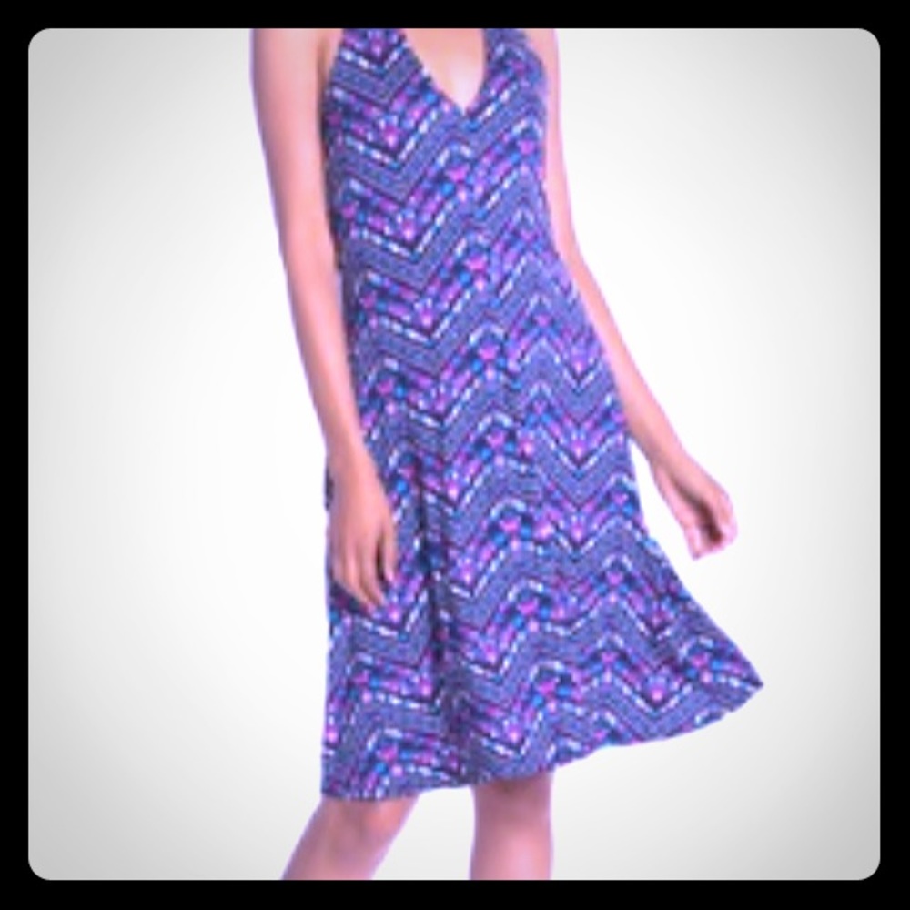 SuperFoxx Vneck Trapeze Dress